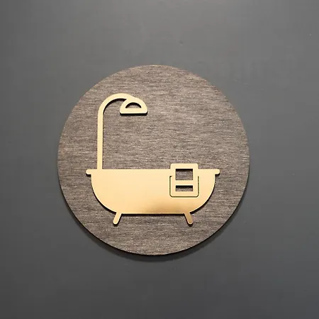 Severini With Own Kitchen & Bathroom טילבורג