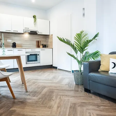 Holiday home Severini With Own Kitchen & Bathroom Tilburg