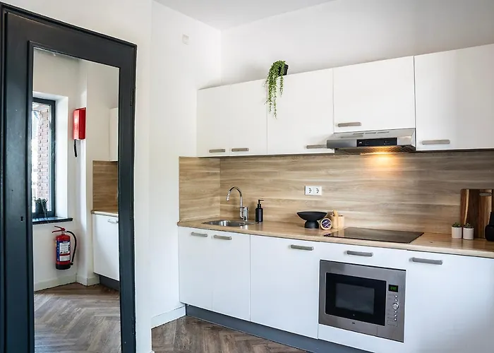 Severini With Own Kitchen & Bathroom Tilburg