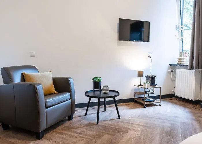 Severini With Own Kitchen & Bathroom Ferienhaus