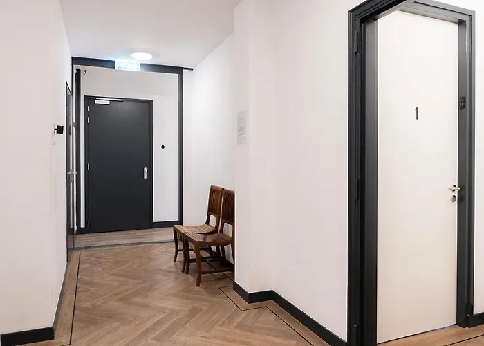 Severini With Own Kitchen & Bathroom Holiday home Tilburg