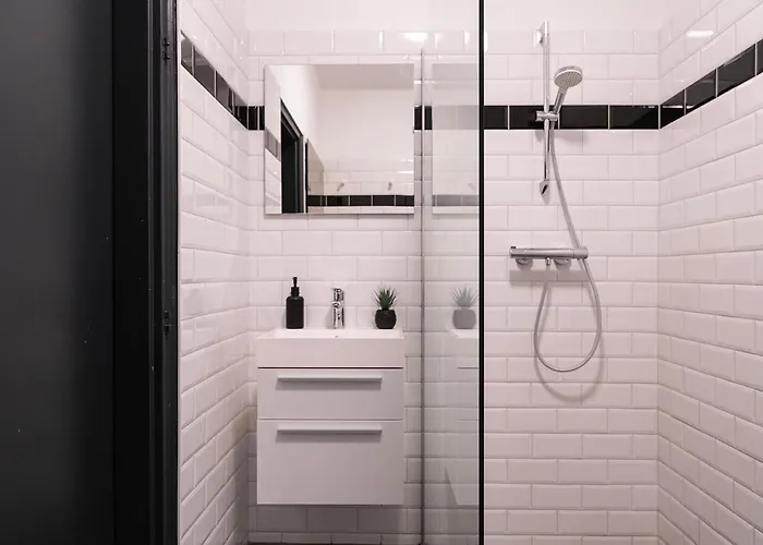 Severini With Own Kitchen & Bathroom