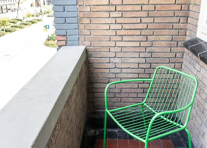 Severini With Own Kitchen & Bathroom Tilbourg