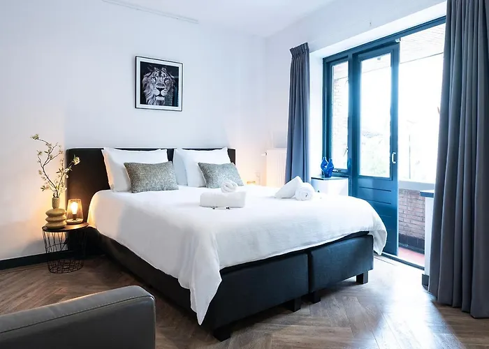 Severini With Own Kitchen & Bathroom *